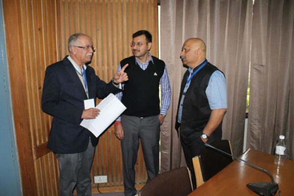 Rajeev-Kapoor-Abhinav-Singhal-and-Nirbhay-Karandhikar-at-IC-InnovatorCLUB-third-meeting-1024x683