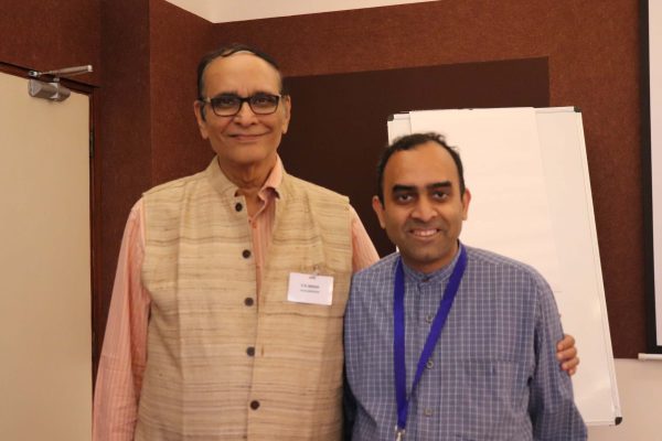 Dr. VK Singh and Nitish Dogra at IC InnovatorClub meeting