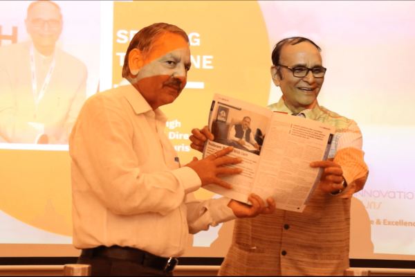 Dr. VK Singh presented InnoHEALTH Magazine to Sh. Karnal Singh at IC InnovatorClub Meeting