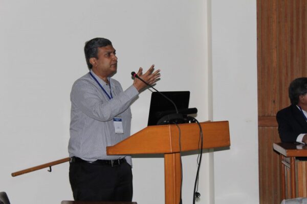 Anurag-Aggarwal-shares-his-success-story-at-IC-Innovator-Club-Meeting-1024x683