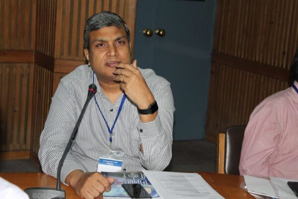 Dr-Anurag-Aggarwal-introduces-himself-to-the-members-of-IC-Innovators-Club-Meeting-1024x683
