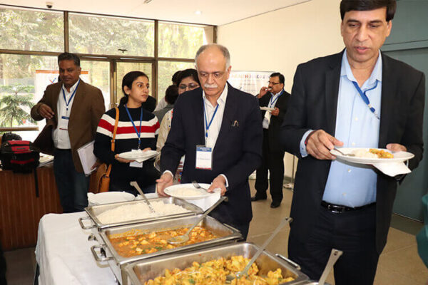 IC-InnovatorLCUB-members-having-lunch-at-second-club-meeting-3