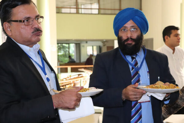IC-InnovatorLCUB-members-having-lunch-at-second-club-meeting