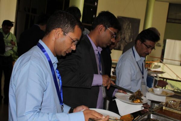 Members-of-IC-Innovator-CLUB-have-lunch-1024x683