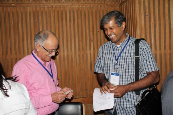 Mr-Ananda-Sengupta-spreads-smiles-at-IC-Innovator-Club-first-meeting-1024x683